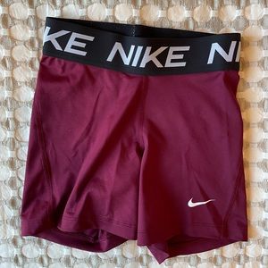 NIKE DRI FIT SHORTS SZ XS